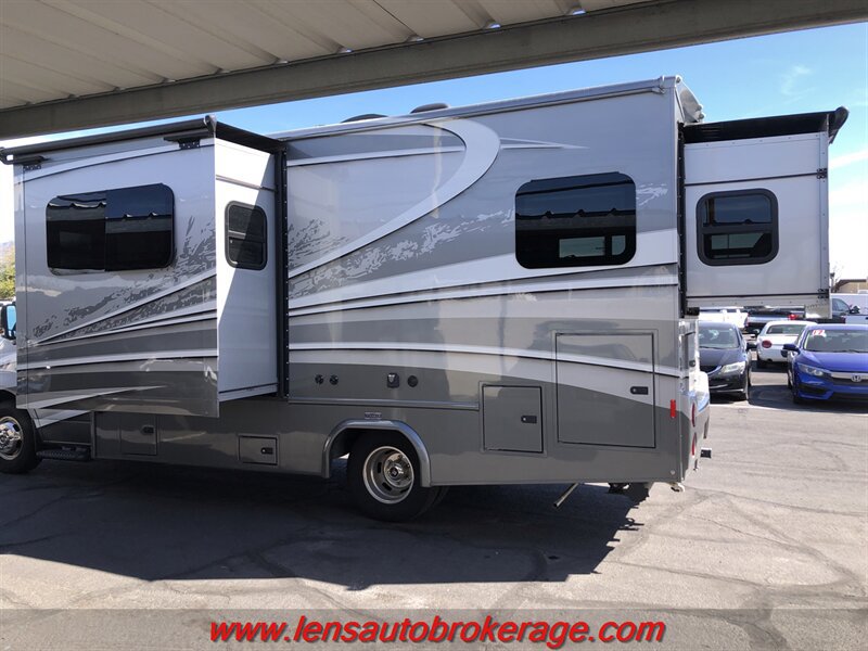 Used 2019 Mercedes-Benz Sprinter 170 image 10