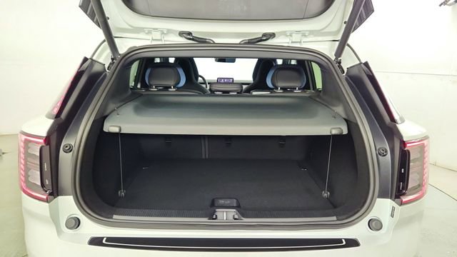 New 2026 Volvo EX30 Plus w/ Protection Package Premier AWD/4WD image 35
