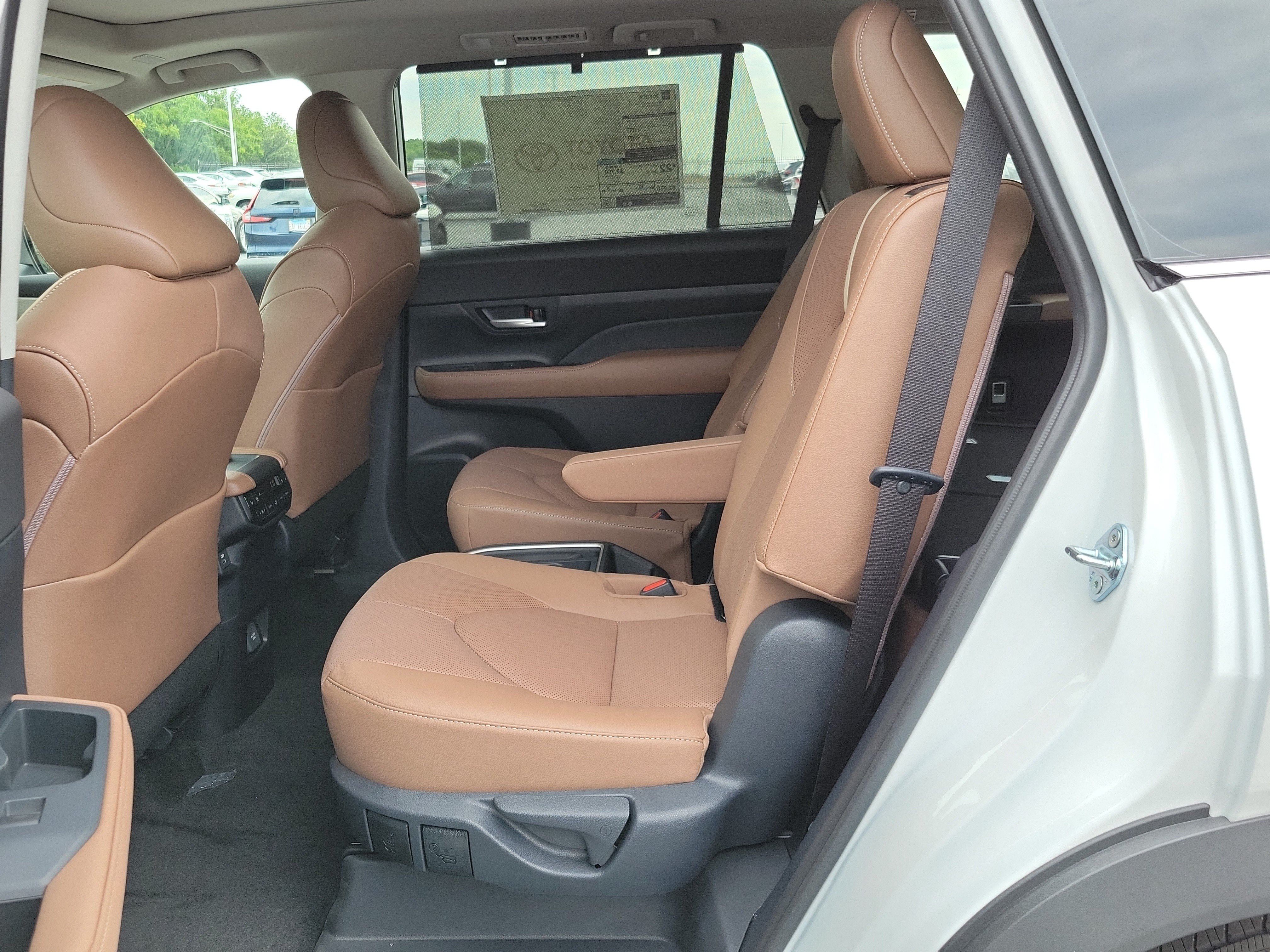 New 2026 Toyota Grand Highlander AWD image 14