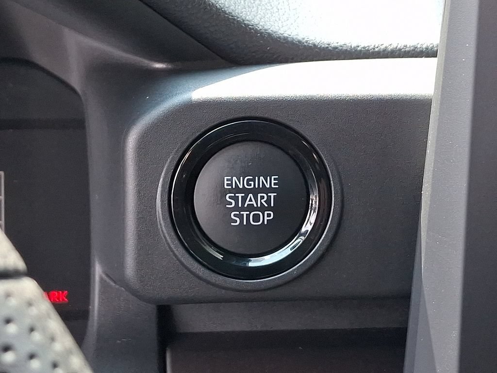 Used 2026 Toyota Tacoma SR5 AWD/4WD image 25