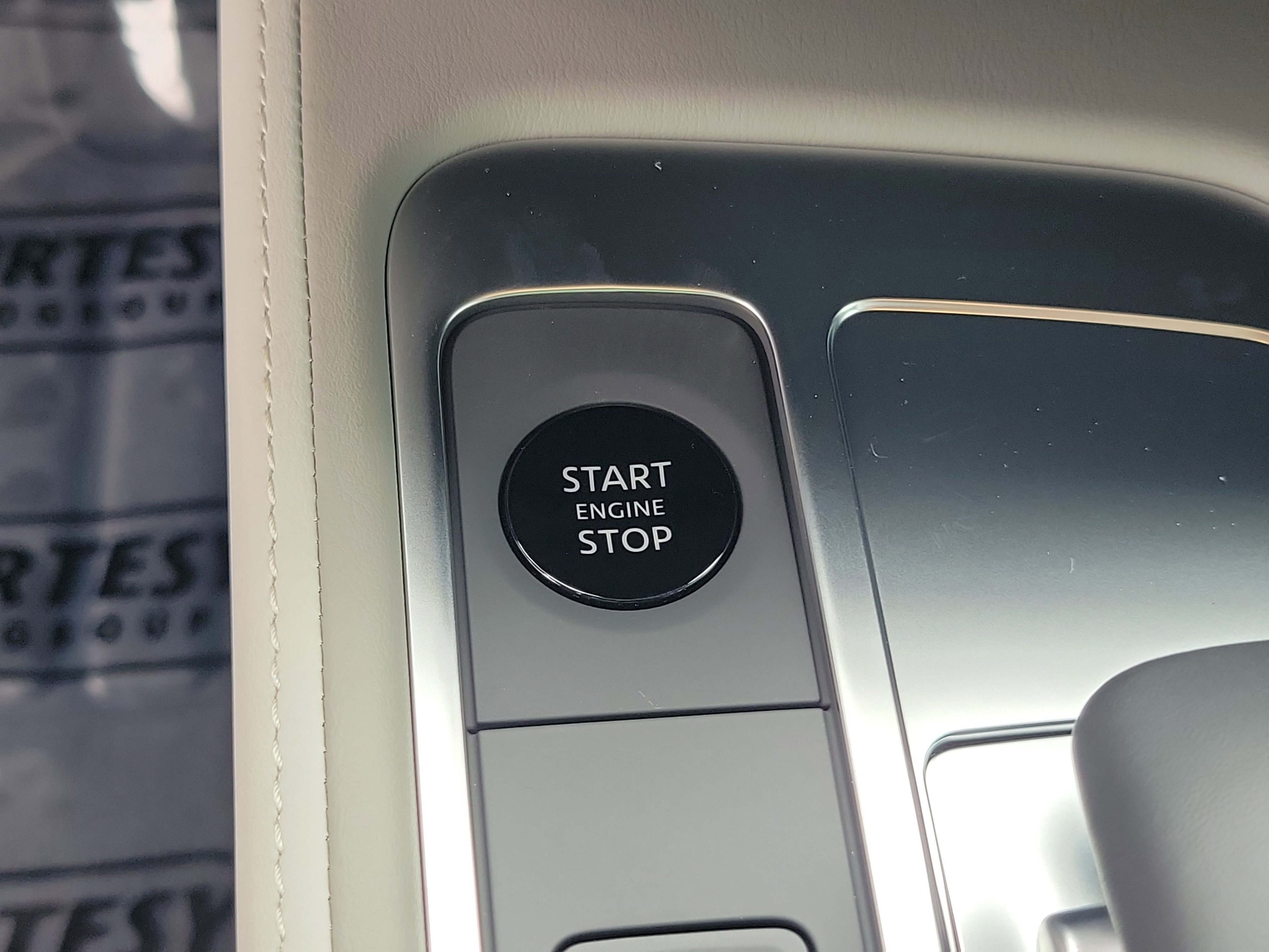 New 2026 INFINITI QX60 Luxe w/ Family Package image 20