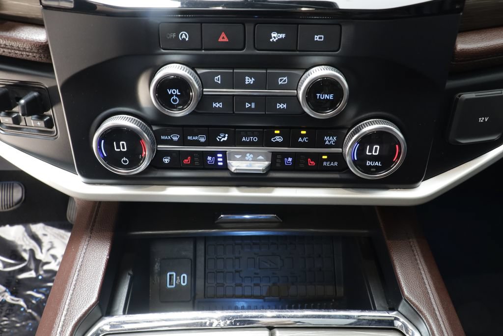 Used 2023 Ford Expedition Max Limited AWD/4WD image 12