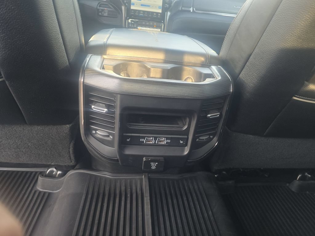 Used 2022 RAM 2500 Limited AWD/4WD image 17