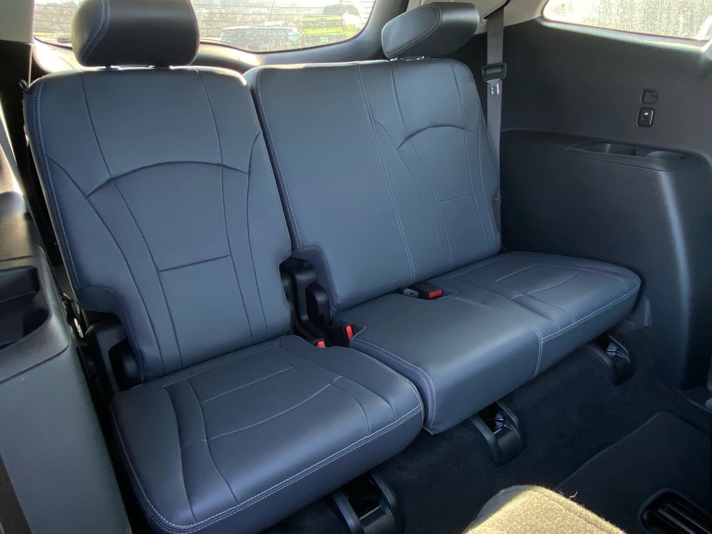 Used 2020 Buick Enclave Premium w/ Sun and Sites Package image 17