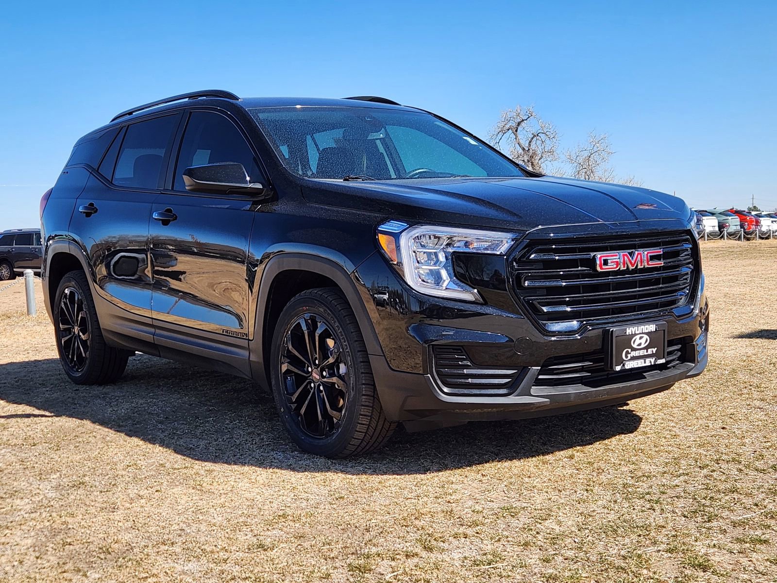 Used 2022 GMC Terrain SLE w/ Driver Convenience Package image 7