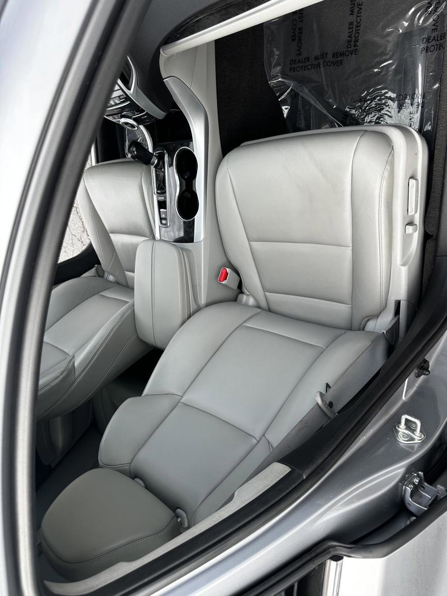 Used 2018 Acura TLX image 27