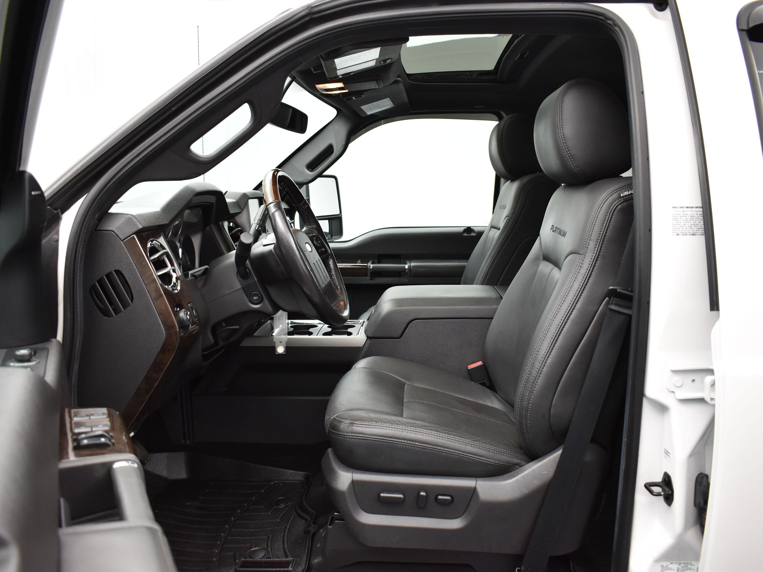 Used 2016 Ford F350 Platinum image 8