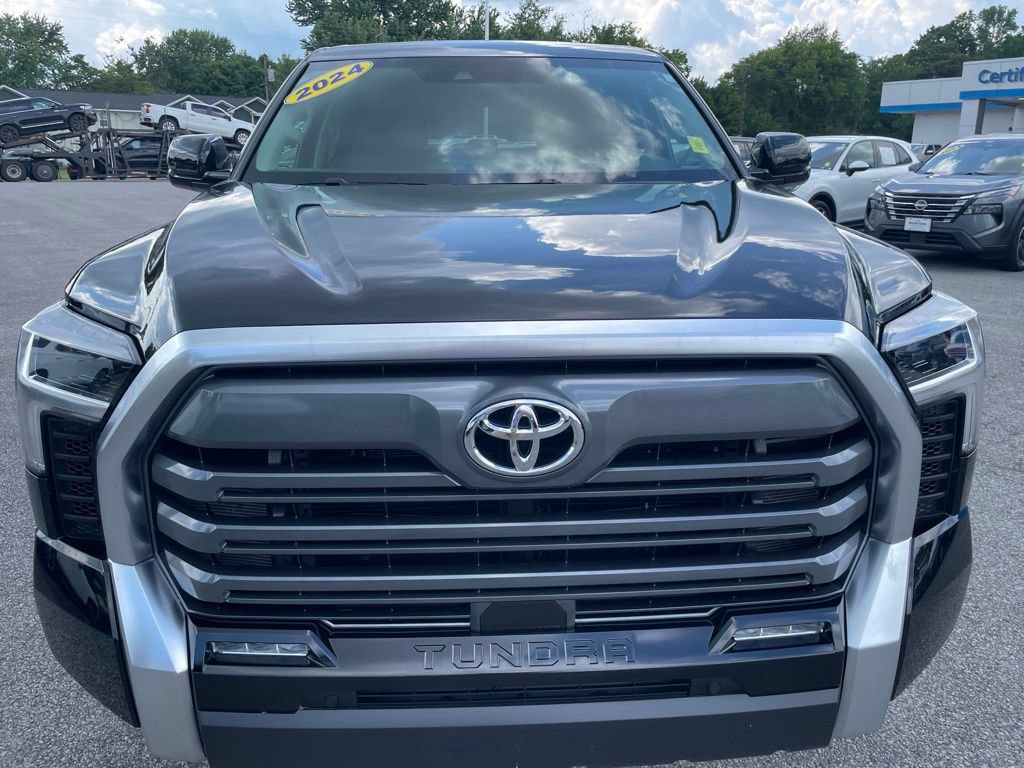 Used 2024 Toyota Tundra Limited w/ Power Package AWD/4WD image 2