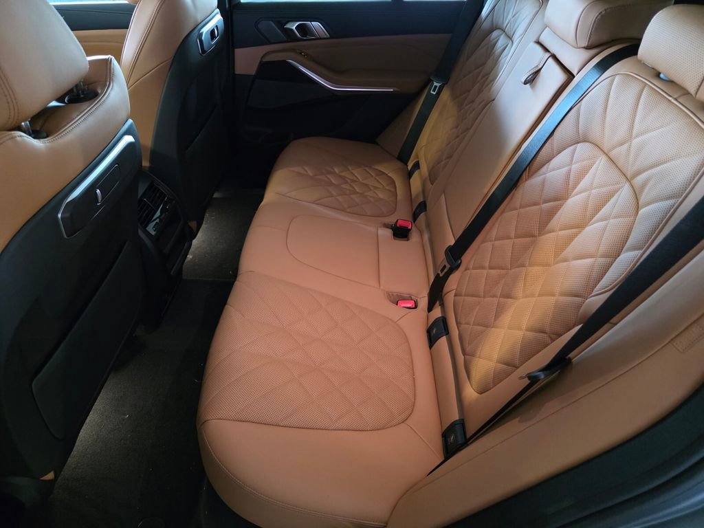 New 2026 BMW X5 sDrive40i w/ M Sport Package RWD image 12