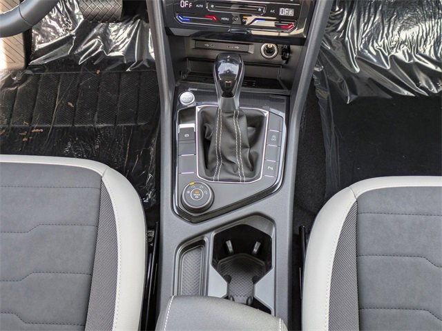 New 2026 Volkswagen Taos SE image 20