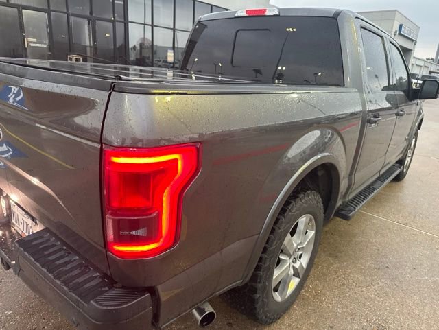 Used 2016 Ford F150 Lariat w/ Equipment Group 502A Luxury AWD/4WD image 3