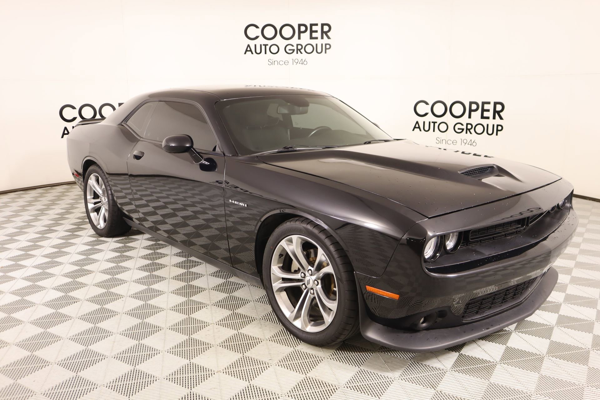 Used 2021 Dodge Challenger R/T image 1