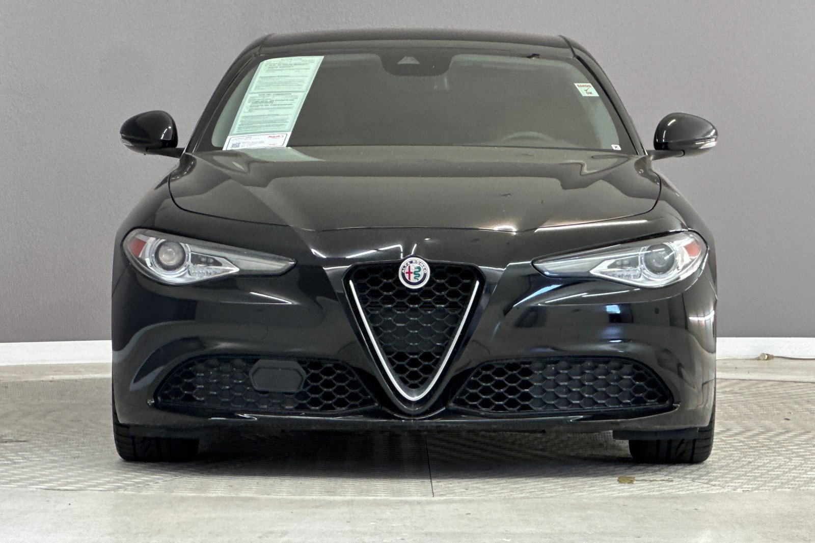 Used 2020 Alfa Romeo Giulia RWD image 6