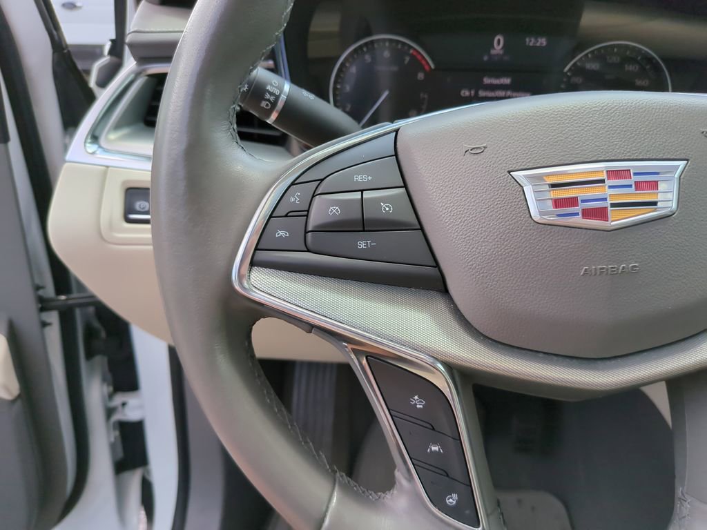 Used 2021 Cadillac XT5 Premium Luxury FWD image 30
