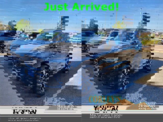 Certified 2025 Volvo XC60 B5 Plus image 1