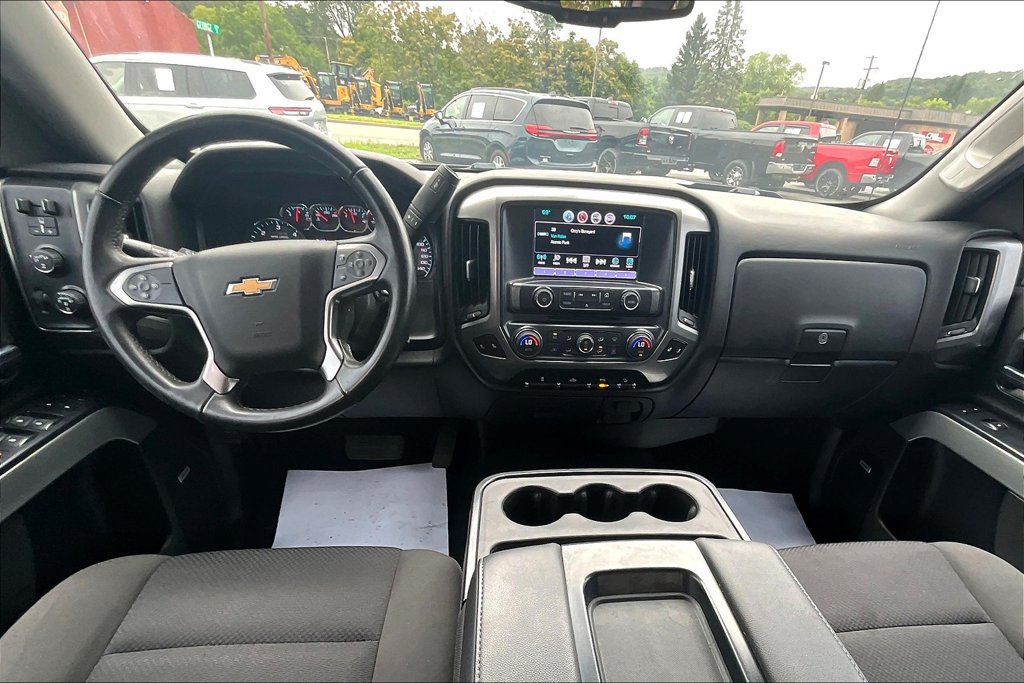 Used 2018 Chevrolet Silverado 1500 LT w/ Midnight Edition AWD/4WD image 14