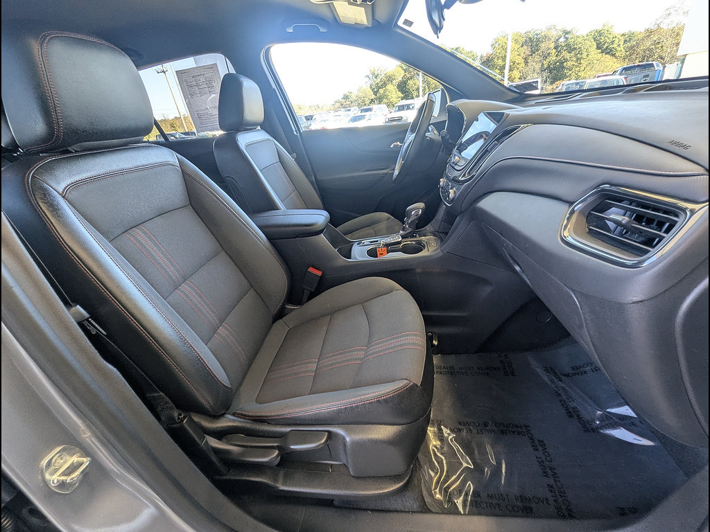 Used 2023 Chevrolet Equinox RS AWD/4WD image 14