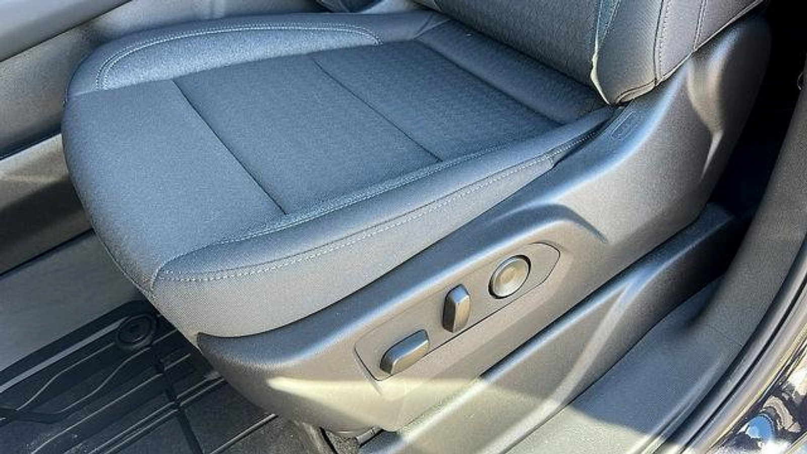 New 2026 Chevrolet Tahoe LS w/ LPO, Get Active Package image 18