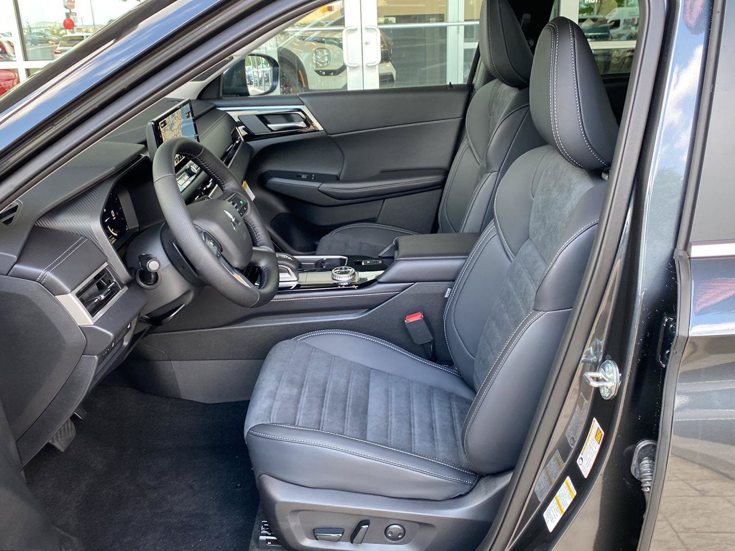 New 2026 Mitsubishi Outlander SE AWD/4WD image 15