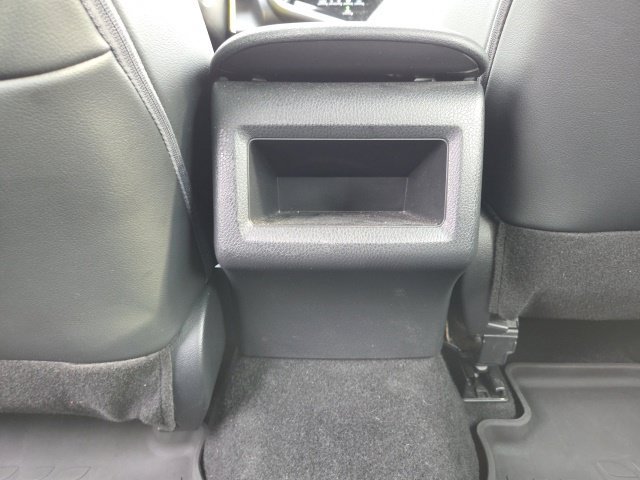 Used 2022 Toyota Camry SE FWD image 22