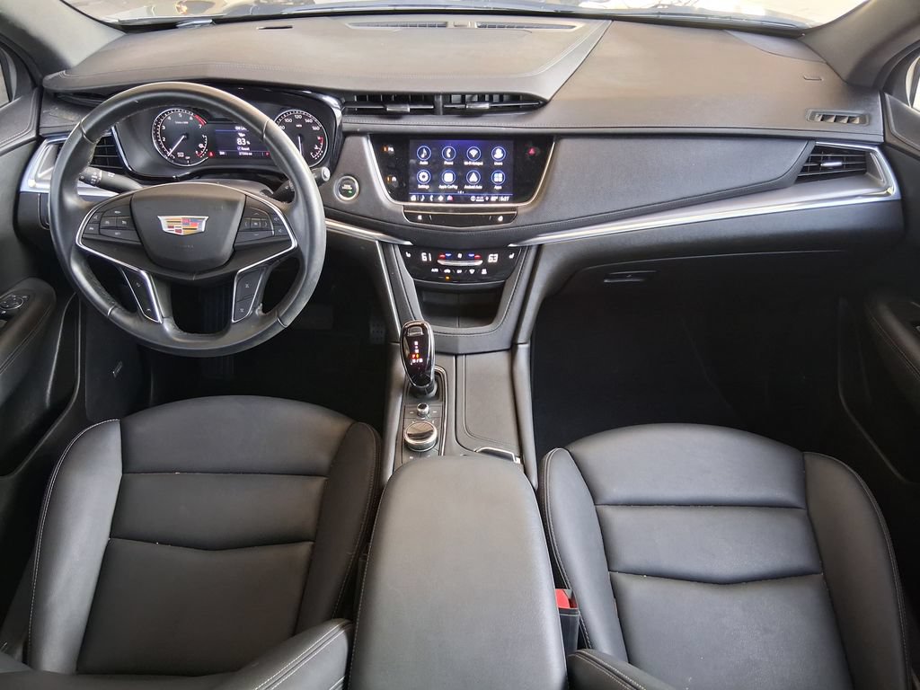 Used 2023 Cadillac XT5 Luxury FWD image 9