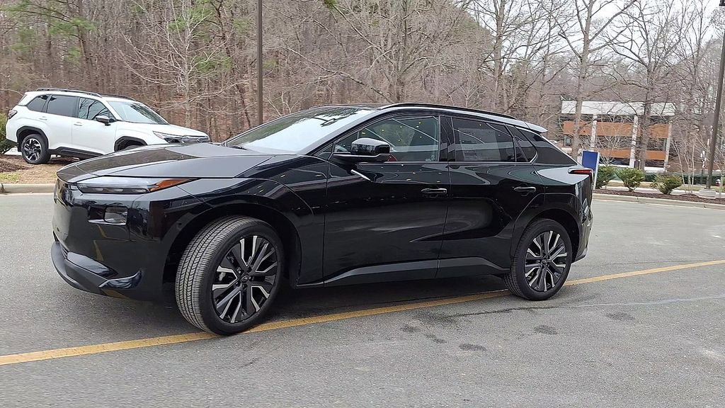 New 2026 Subaru Solterra image 4