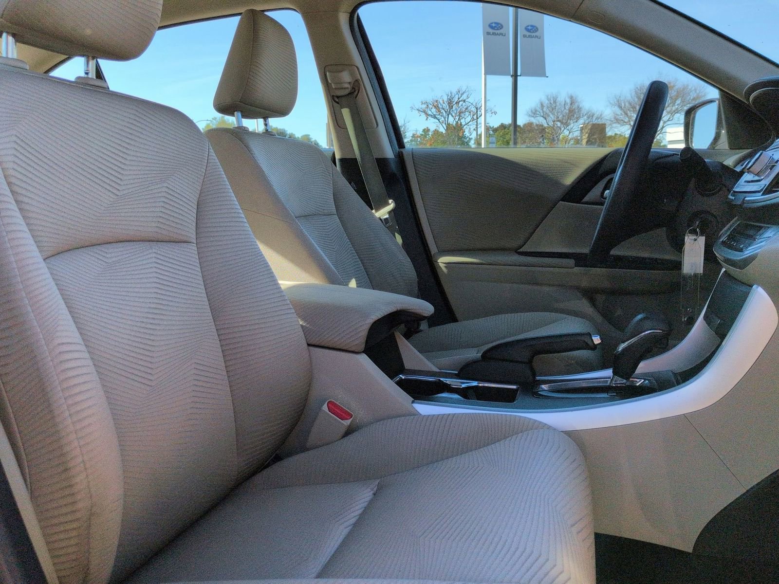 Used 2014 Honda Accord LX image 28