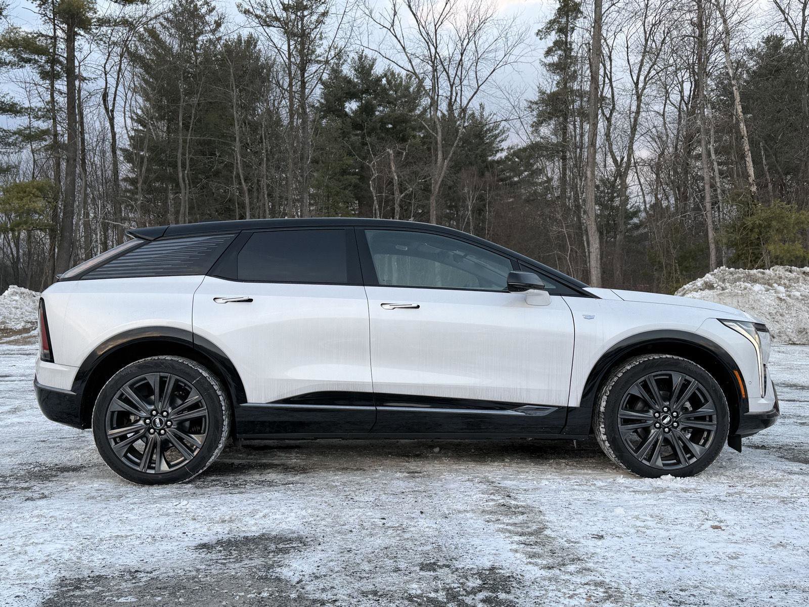 New 2025 Cadillac Optiq Sport 2 image 4