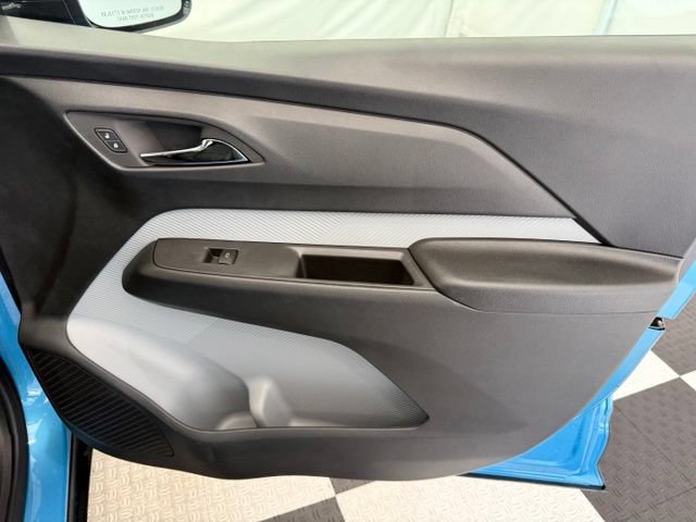 New 2027 Chevrolet Bolt RS w/ Technology Package FWD image 21