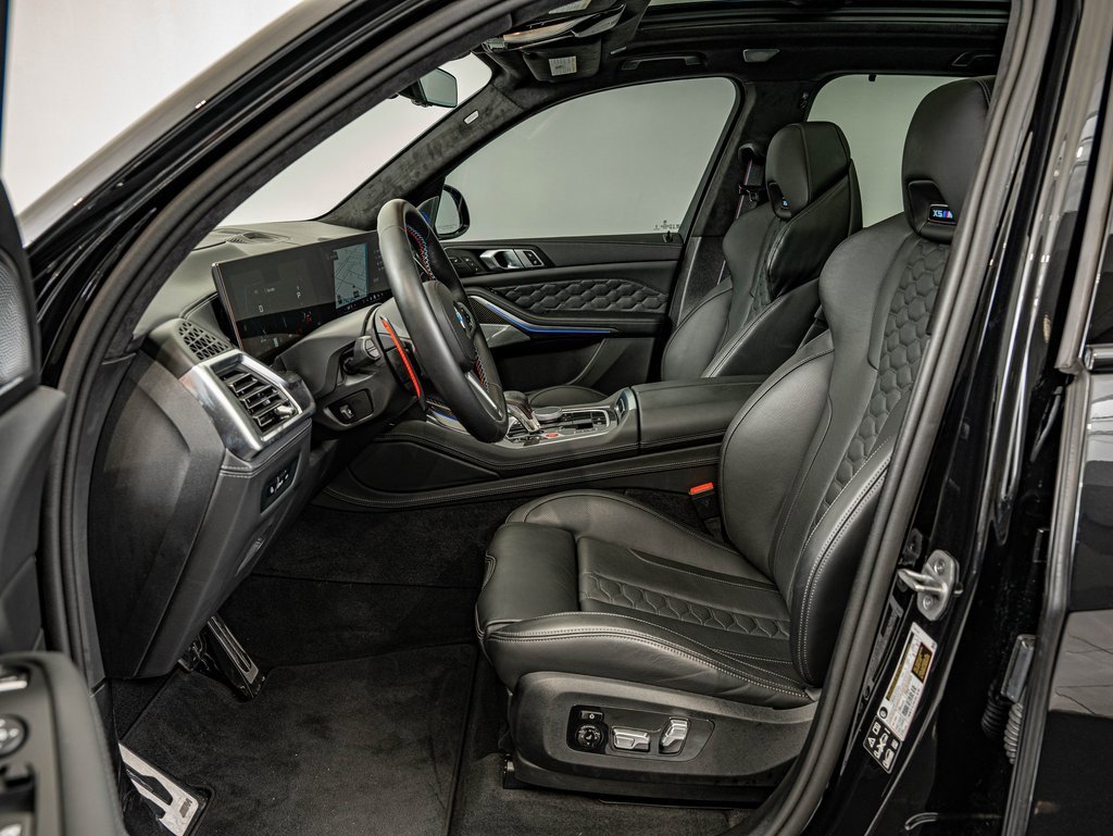 Used 2025 BMW X5 M Competition w/ Executive Package image 40