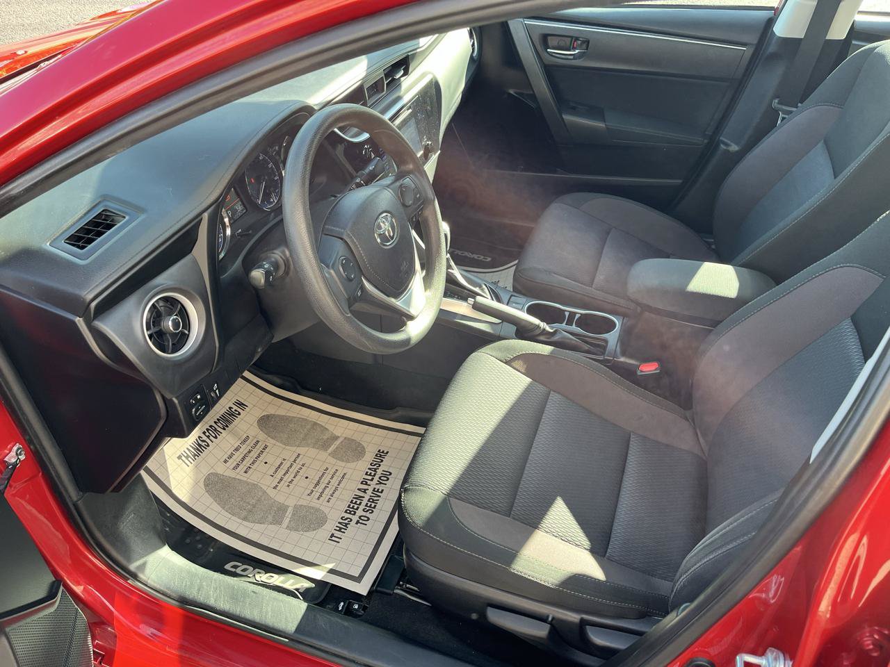 Used 2019 Toyota Corolla LE FWD image 15