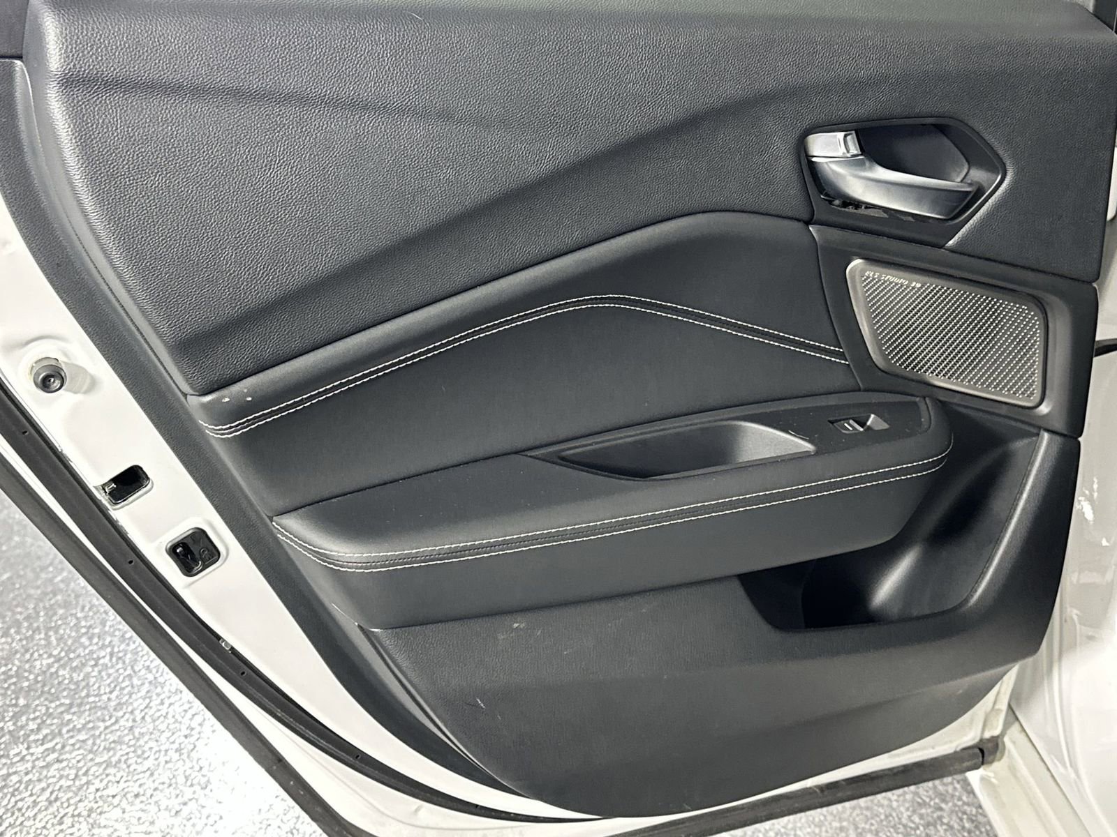 Used 2021 Acura TLX w/ Advance Package image 30