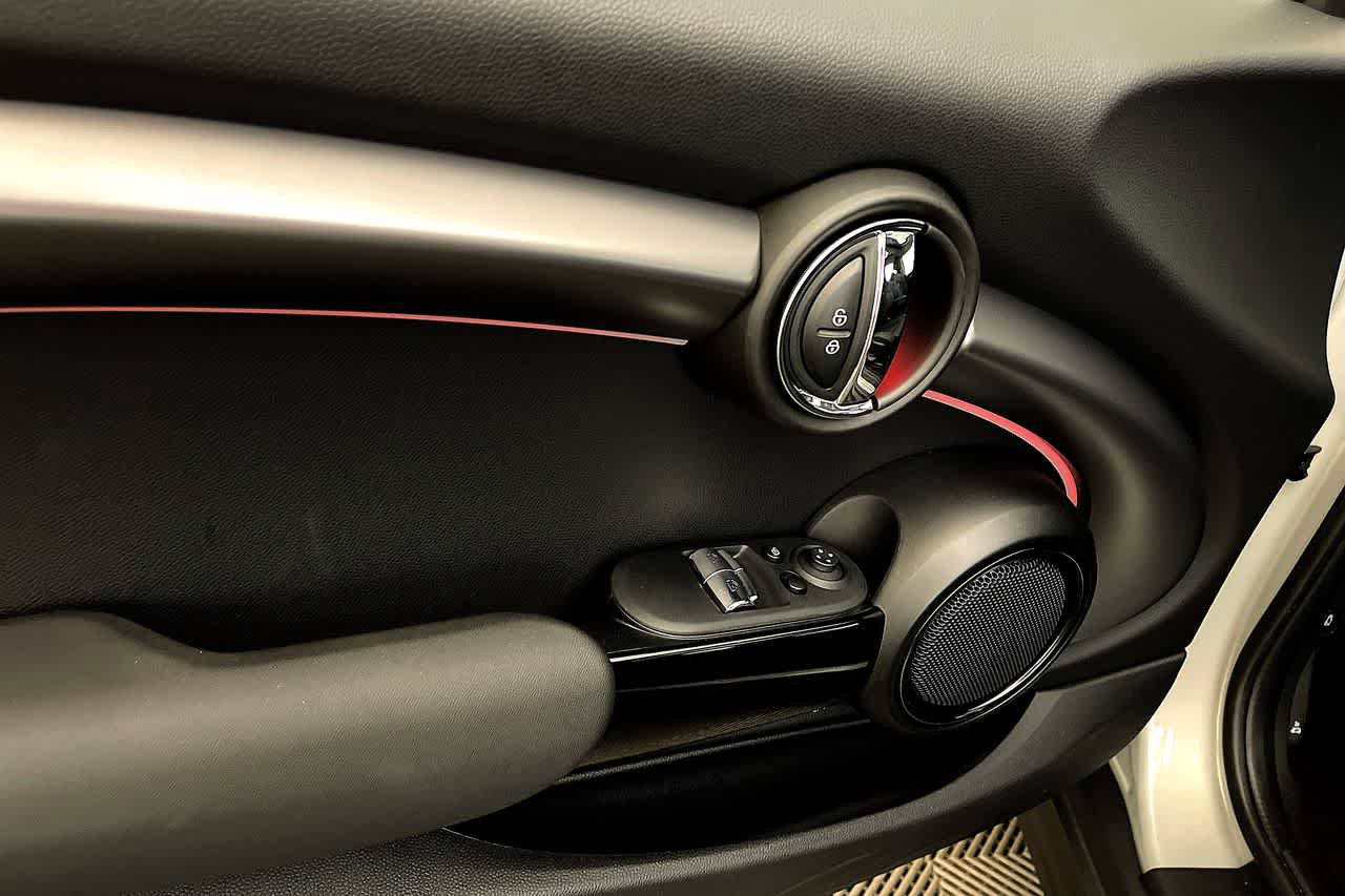 Certified 2023 MINI Cooper S FWD image 11