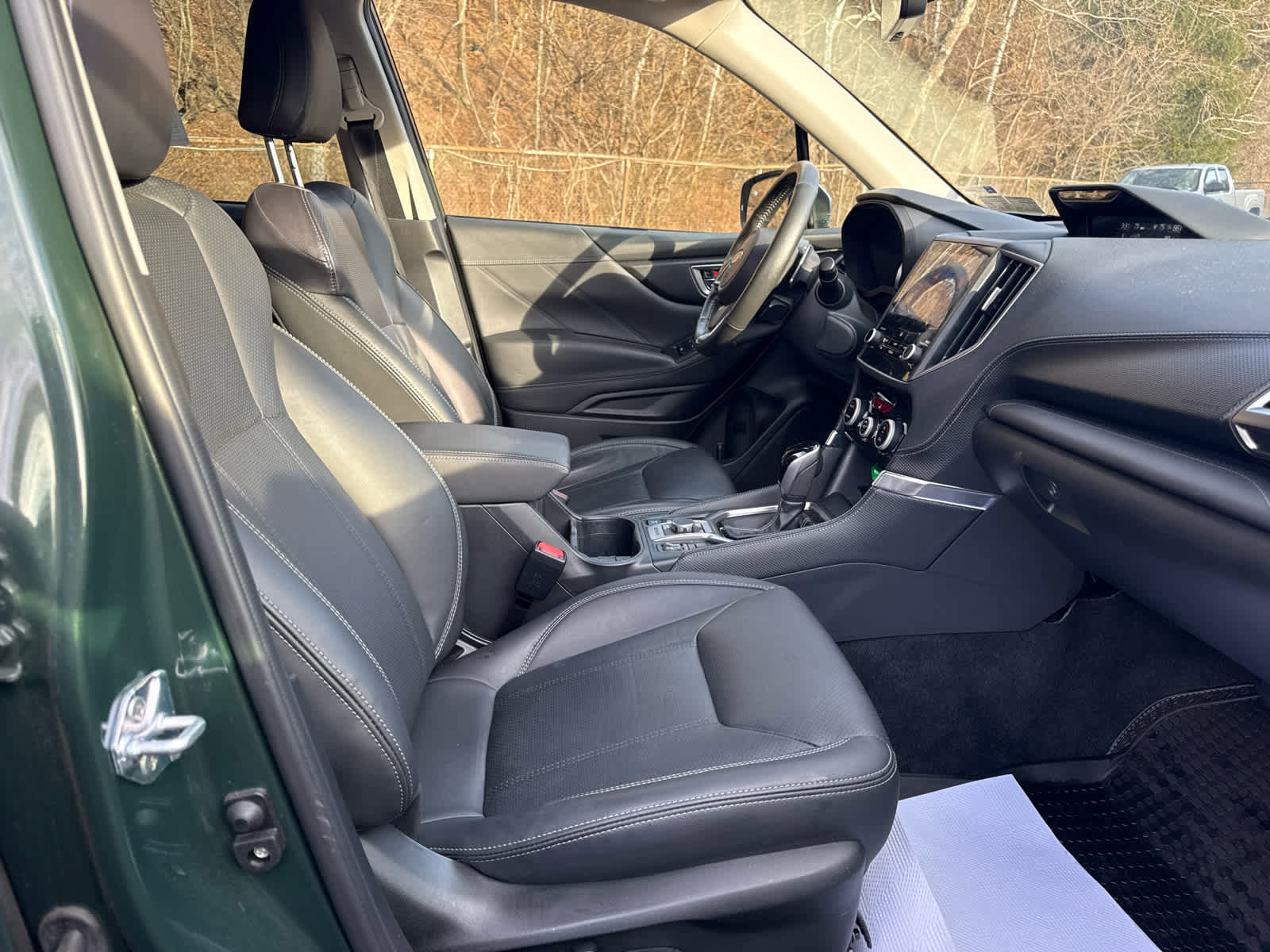 Used 2024 Subaru Forester Touring image 28