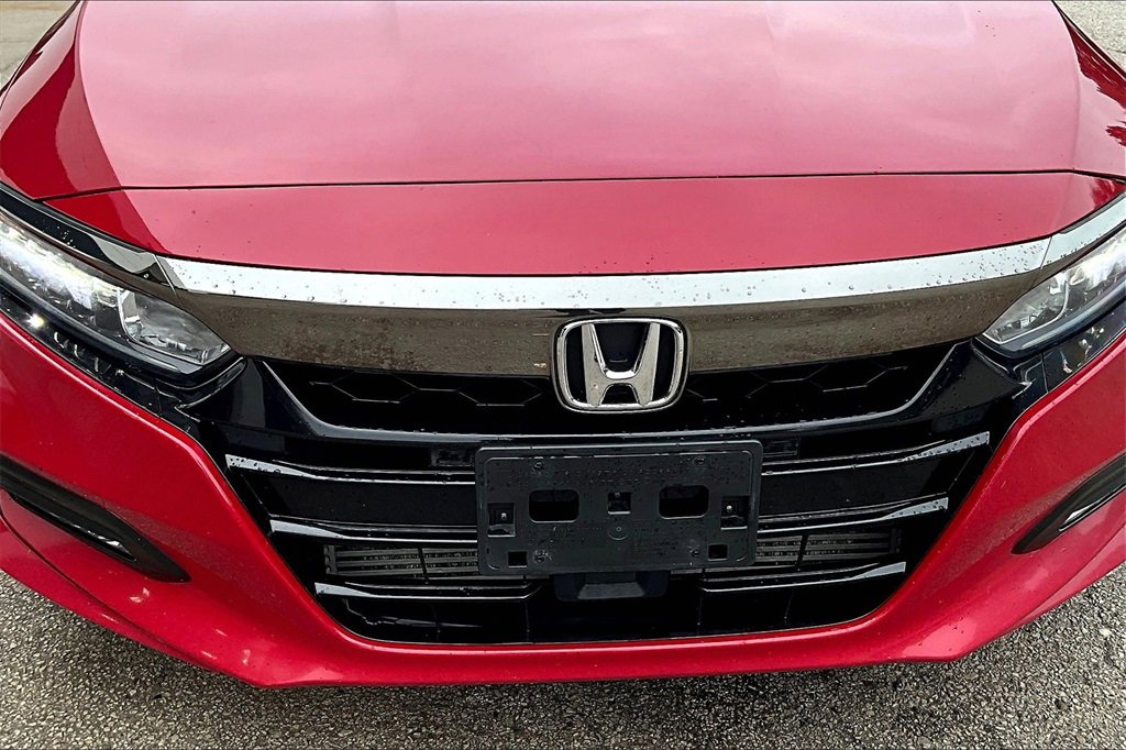 Used 2018 Honda Accord Sport image 30
