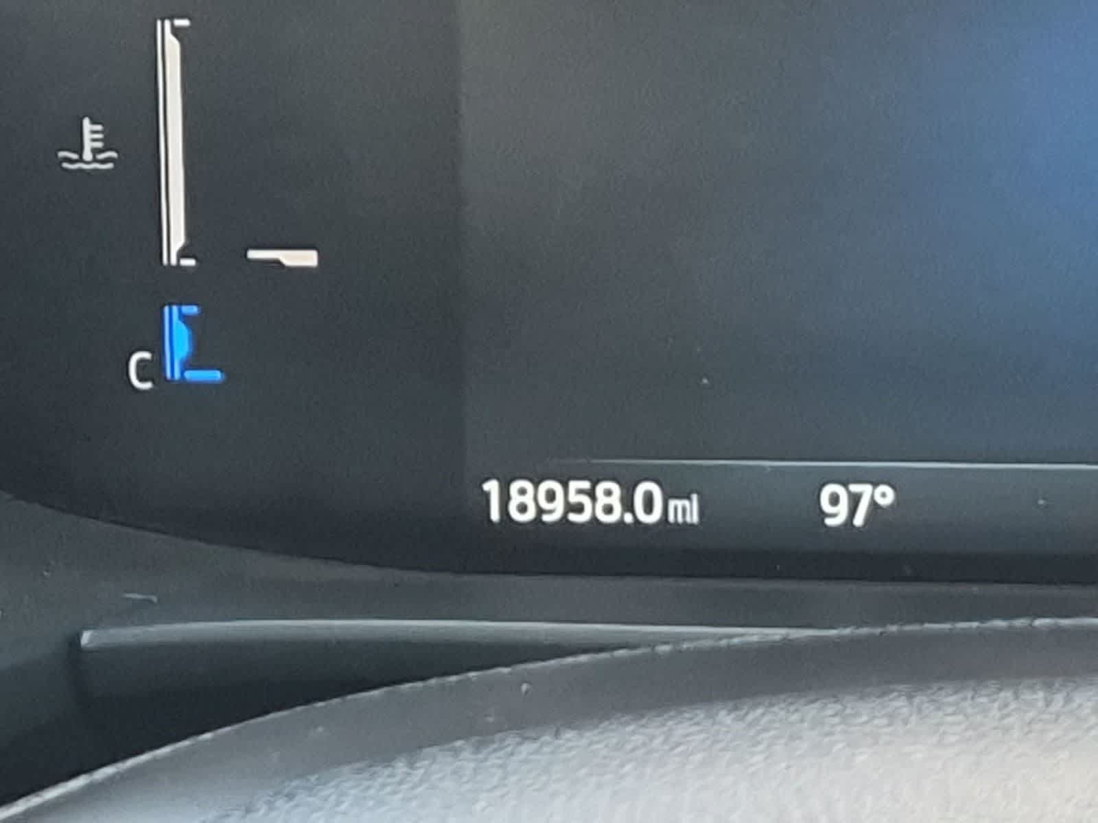 Used 2025 Ford Escape Active AWD/4WD image 12