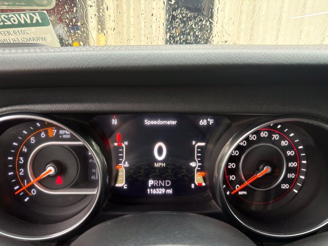 Used 2019 Jeep Wrangler Unlimited Sahara w/ Uconnect 4C Nav & Sound Group AWD/4WD image 26