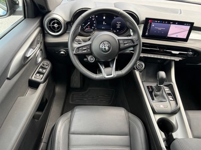 Used 2025 Alfa Romeo Tonale w/ Premium Package AWD/4WD image 48