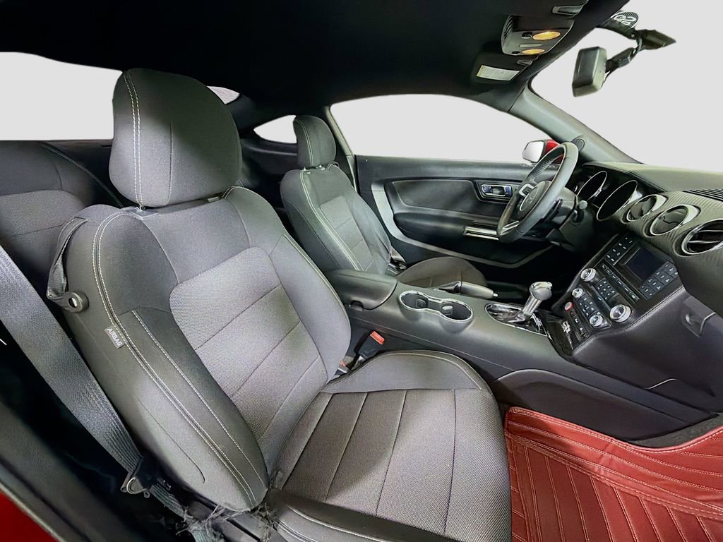 Used 2015 Ford Mustang Coupe image 25
