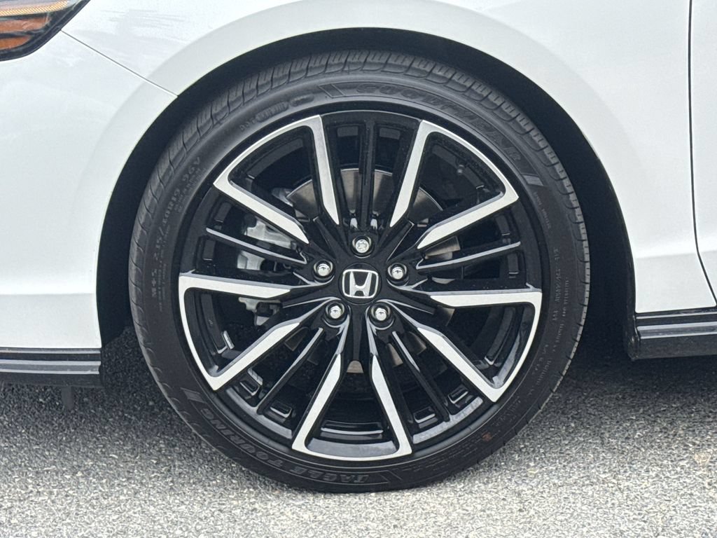 New 2026 Honda Accord Touring image 18