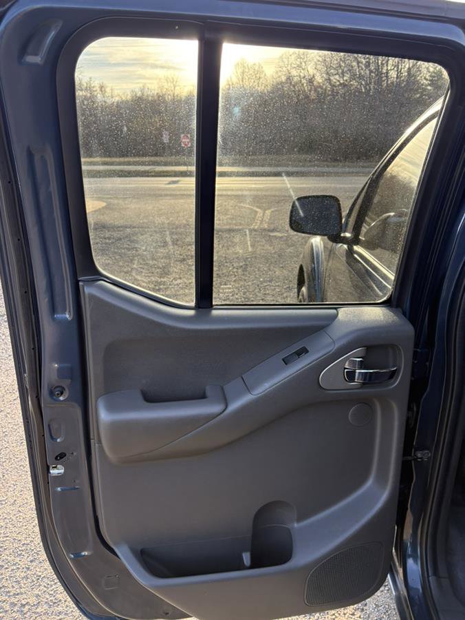 Used 2019 Nissan Frontier PRO-4X AWD/4WD image 14
