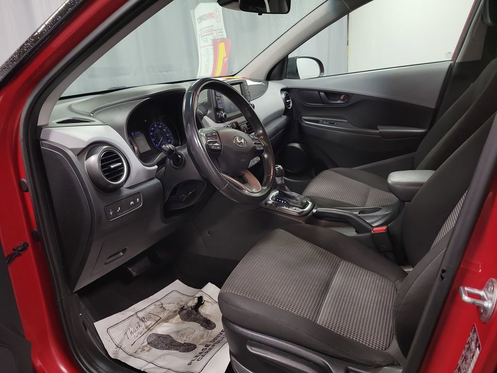 Used 2019 Hyundai Kona SEL image 13