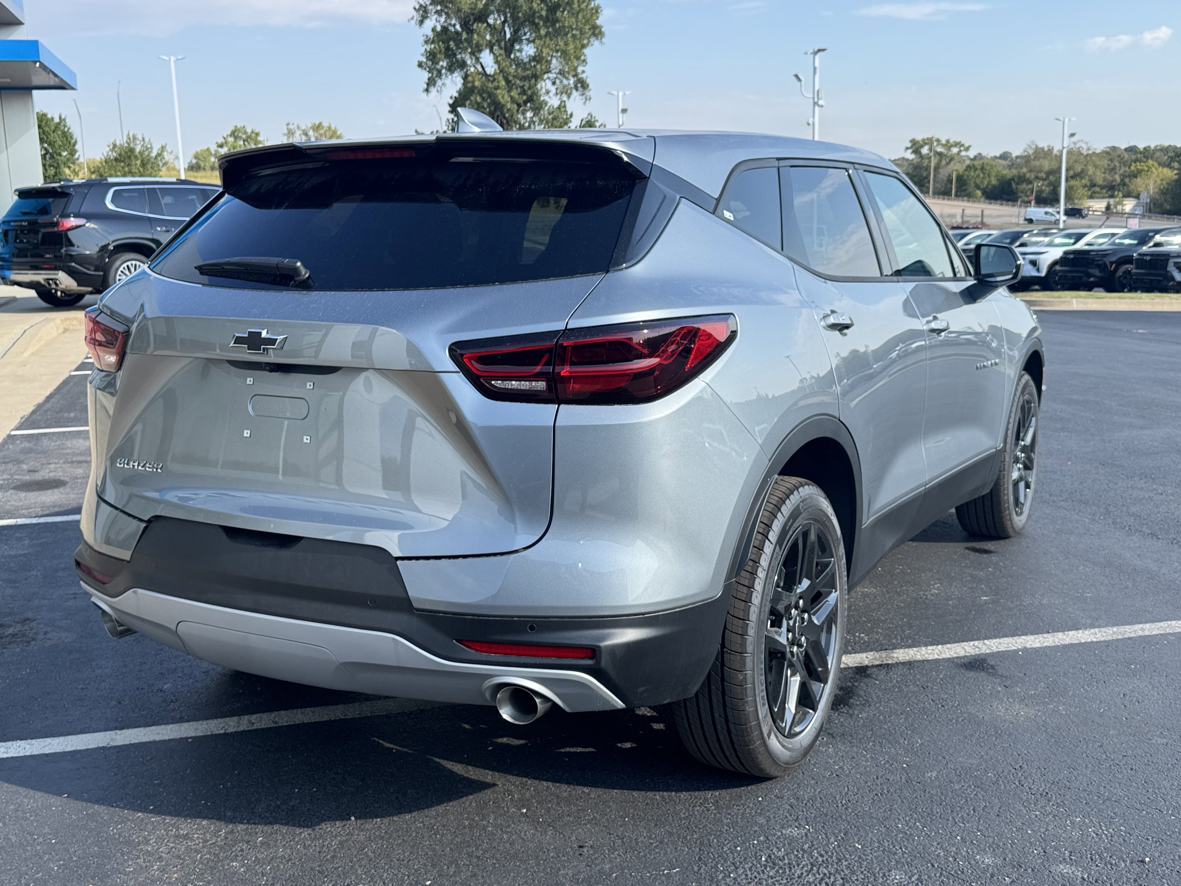 New 2025 Chevrolet Blazer LT w/ Driver Confidence Package image 4
