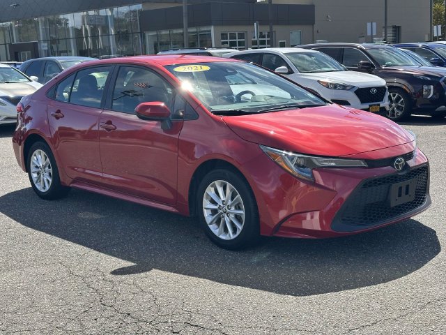 Used 2021 Toyota Corolla LE w/ LE Convenience Package