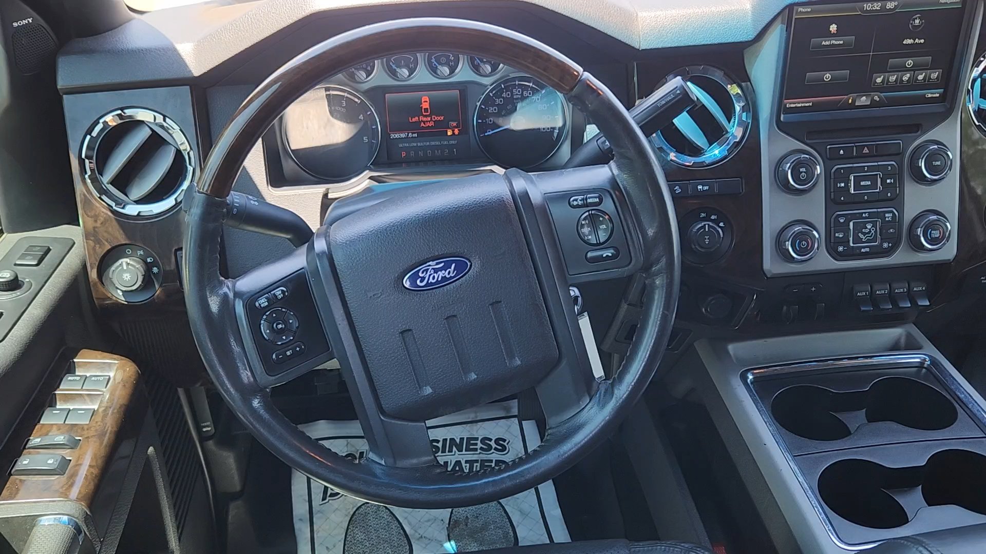 Used 2015 Ford F250 Platinum w/ FX4 Off-Road Package AWD/4WD image 27
