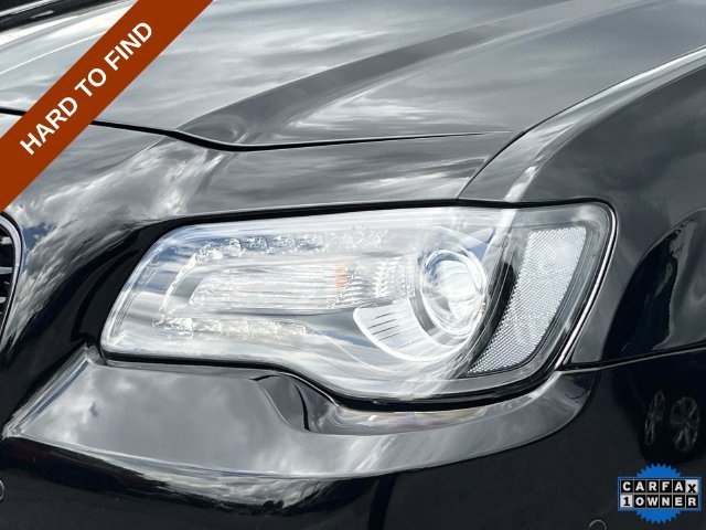 Certified 2022 Chrysler 300 S w/ Comfort Group RWD image 10