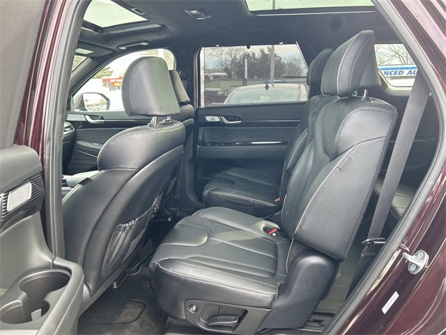 Used 2023 Hyundai Palisade Calligraphy image 12