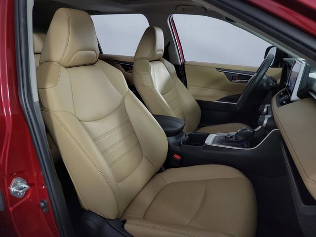 Used 2023 Toyota RAV4 XLE Premium AWD/4WD image 15