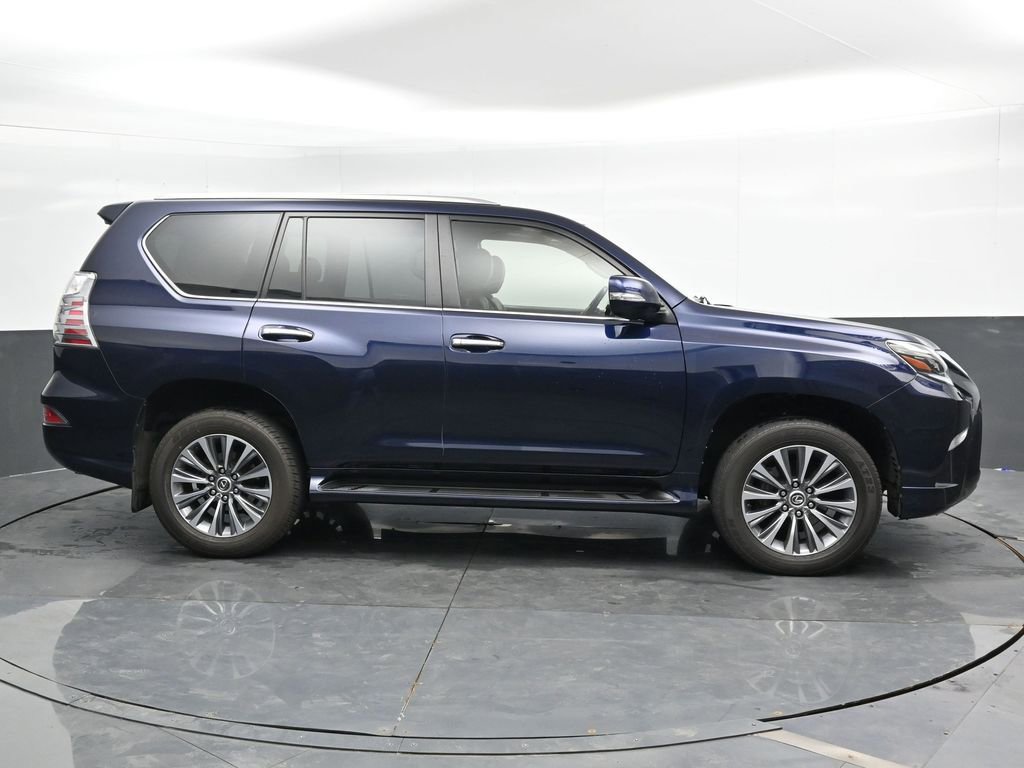 Used 2022 Lexus GX 460 Luxury image 3