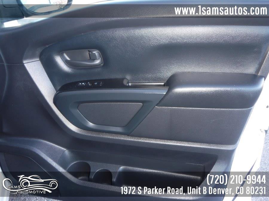 Used 2023 Nissan Titan S AWD/4WD image 38